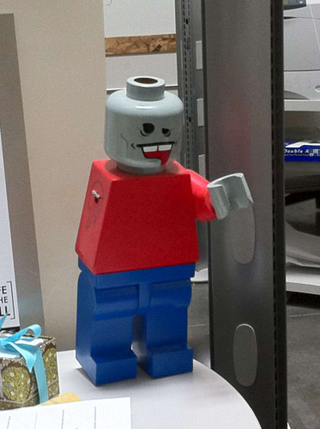 Illustration for article titled LEGO TOUR